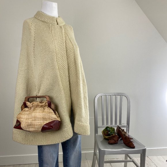 Vintage 70s HANDKNIT Wool Fishermans Sweater Cape Poncho Jacket
